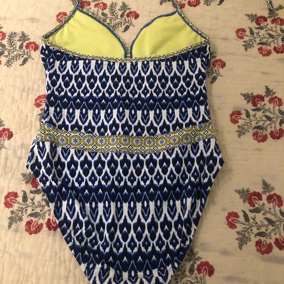 Bikini village one piece, worn twice. - Picture 2 of 3